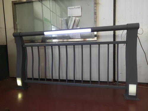 無錫燈光護欄產(chǎn)品介紹 山東飛隆金屬圍欄設(shè)施